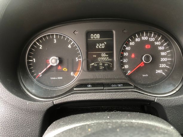 Volkswagen Polo · Ano 2011