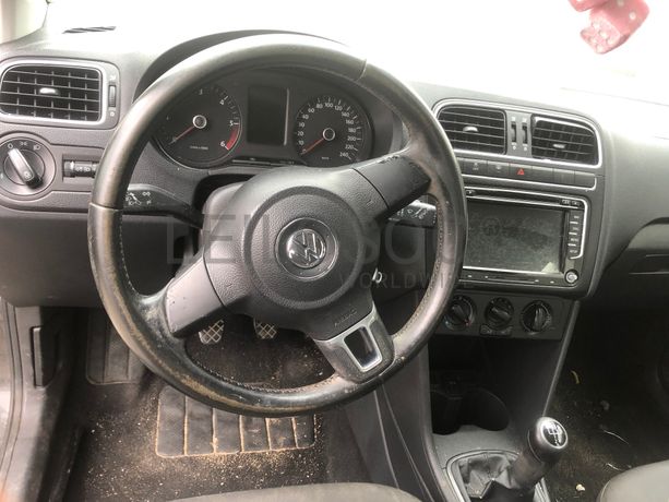 Volkswagen Polo · Ano 2011