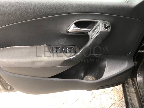 Volkswagen Polo · Ano 2011