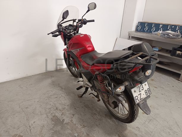HONDA CB 125 F · Ano 2016