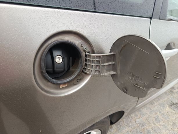 Peugeot 307 · Ano 2004