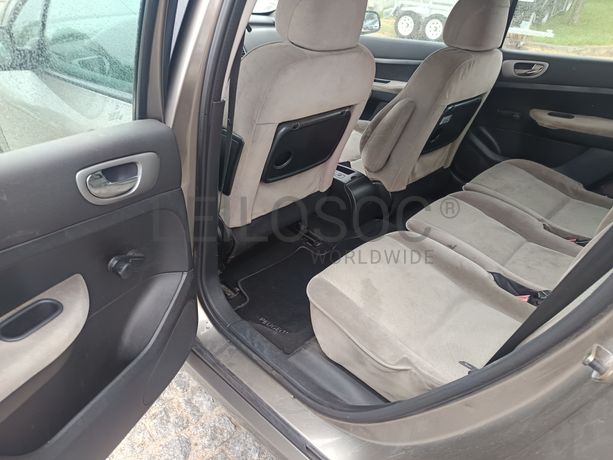 Peugeot 307 · Ano 2004