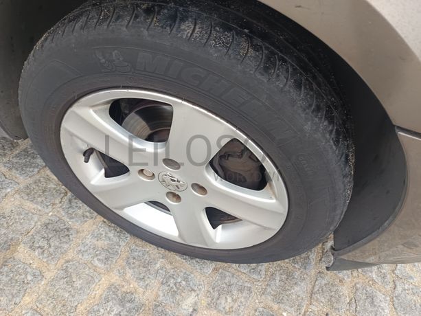 Peugeot 307 · Ano 2004