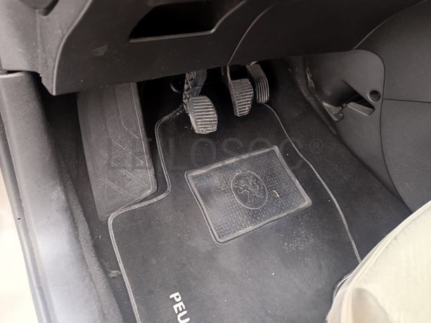 Peugeot 307 · Ano 2004