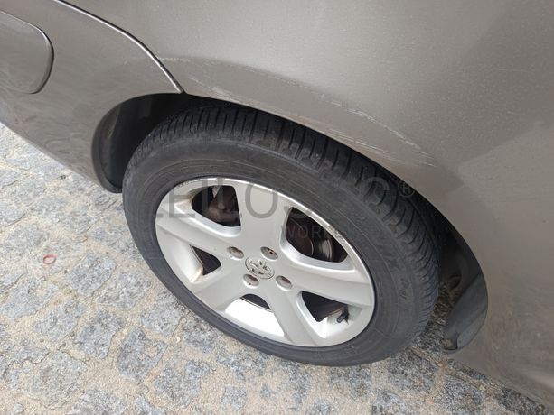 Peugeot 307 · Ano 2004