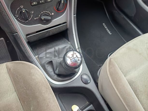 Peugeot 307 · Ano 2004