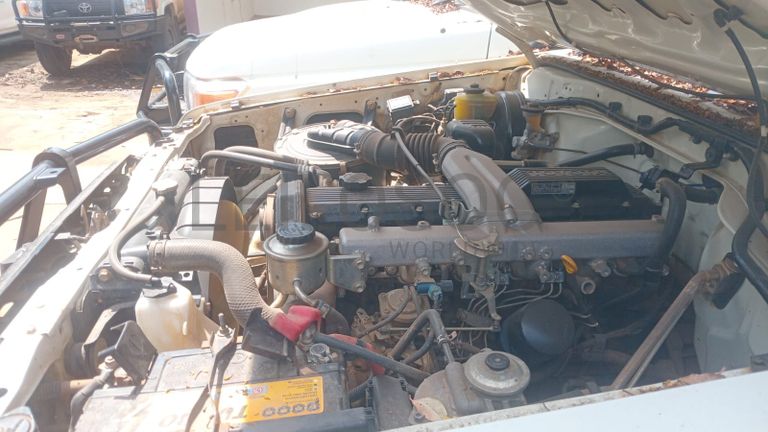 Toyota Land Cruiser LC79HZ