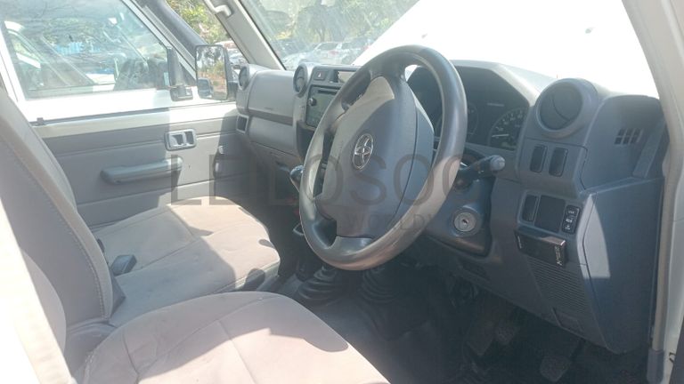 Toyota Land Cruiser LC79HZ