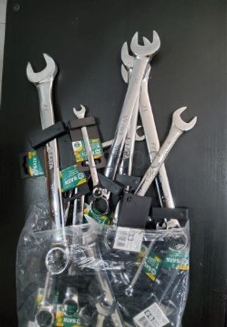 CONJUNTO DE 17 CHAVES REVERSÍVEIS COMBINADAS BOCA / LUNETA C/ ROQUETE