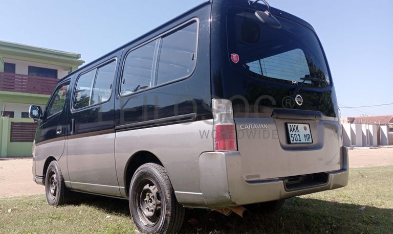 Nissan Caravan