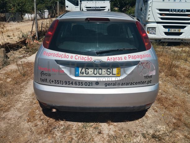 Ford Focus 1.8 TDDi · Ano 2001