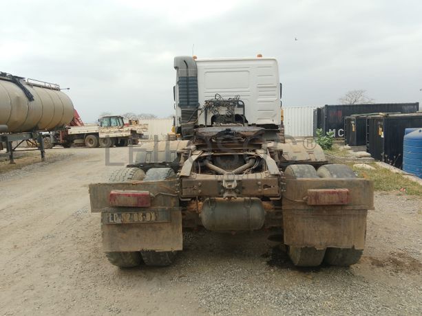 Camião Tractor Volvo FM 440