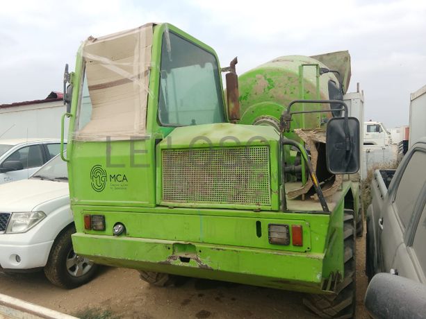 Autobetoneira Merlo DBM3500EV