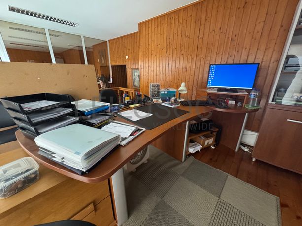 Mobiliário e Equipamentos