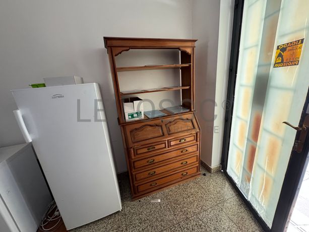 Mobiliário e Equipamentos