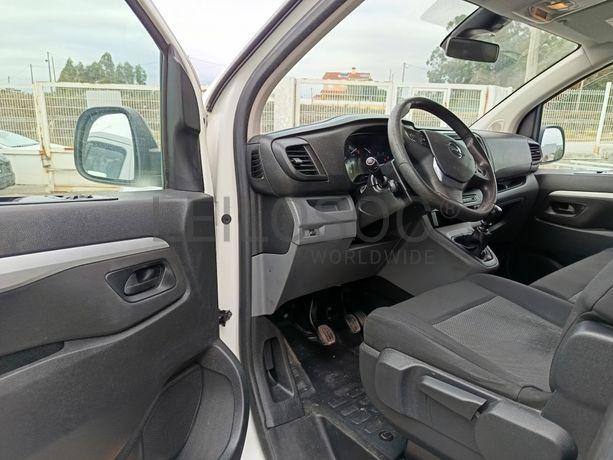 Opel Vivaro · Ano 2019