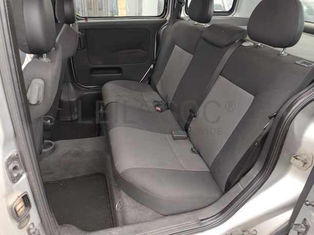 Opel Combo C Tour 1.3 CDTI · Ano 2008