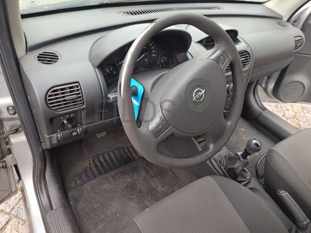 Opel Combo C Tour 1.3 CDTI · Ano 2008