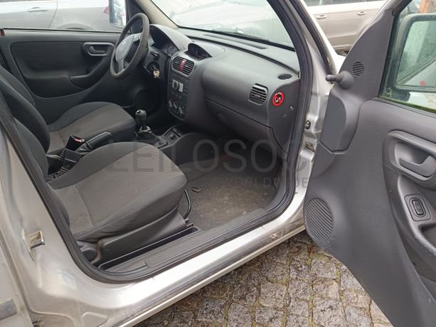 Opel Combo C Tour 1.3 CDTI · Ano 2008