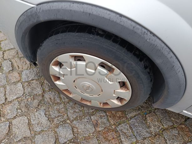 Opel Combo C Tour 1.3 CDTI · Ano 2008