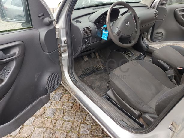 Opel Combo C Tour 1.3 CDTI · Ano 2008