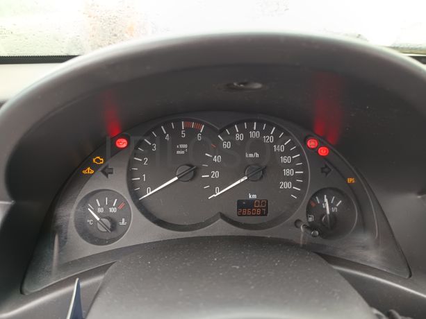 Opel Combo C Tour 1.3 CDTI · Ano 2008