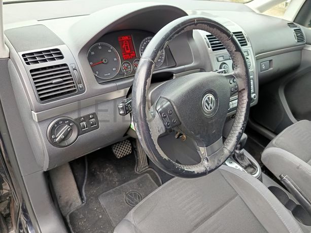 Volkswagen Touran · 7 Lugares · Ano 2007