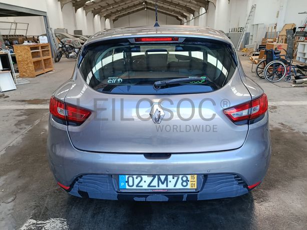Renault Clio · Ano 2015
