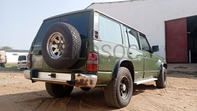Nissan Patrol - 1996