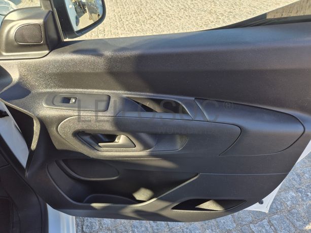 Peugeot Partner 1.5 Blue HDI XL · Ano 2020