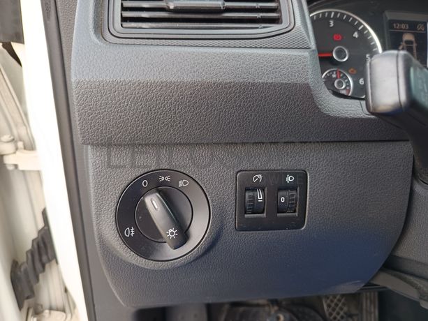 Volkswagen Caddy · Ano 2016