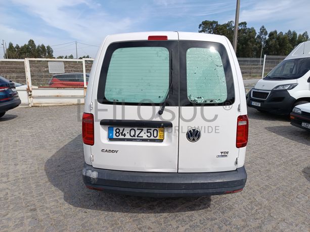 Volkswagen Caddy · Ano 2016
