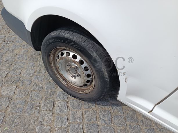 Volkswagen Caddy · Ano 2016