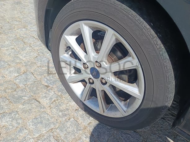 Ford Fiesta · Ano 2018