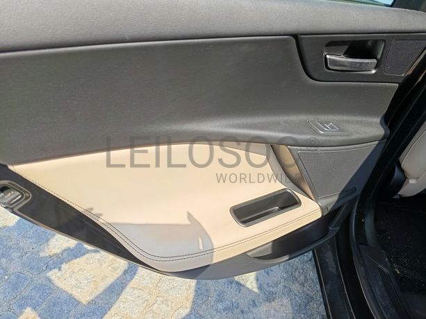 Jaguar XE · Ano 2016