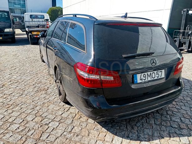 Mercedes-Benz E250 · Ano 2011
