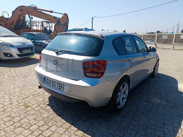 BMW 116D · Ano 2011