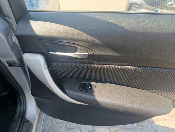 BMW 116D · Ano 2011