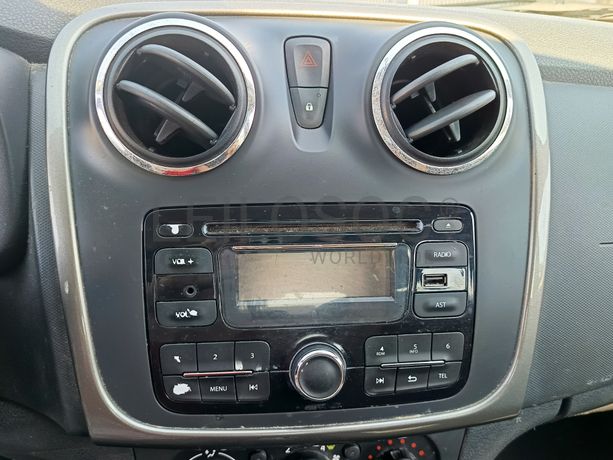 Dacia Sandero · Ano 2013