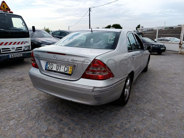 Mercedes-Benz C200 Kompressor · Ano 2000