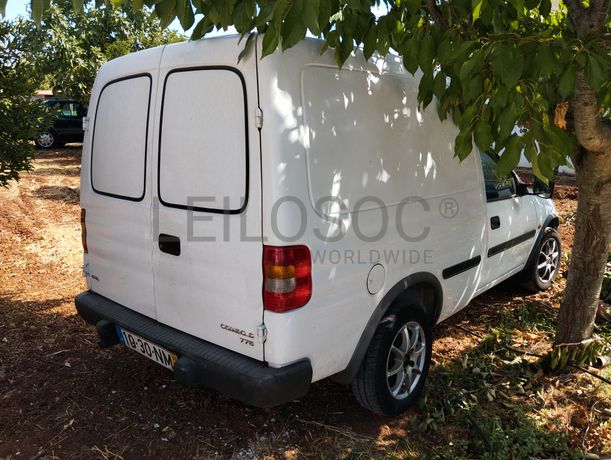 Opel Combo 1.7 · Ano 1999