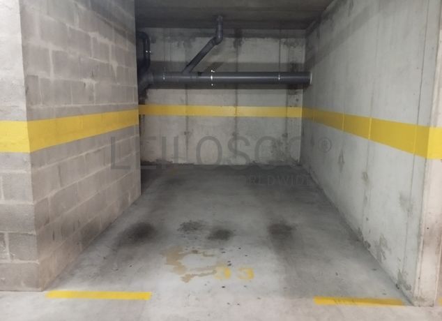 Proporção de 1/78 de Estacionamento · Ameixoeira, Lisboa