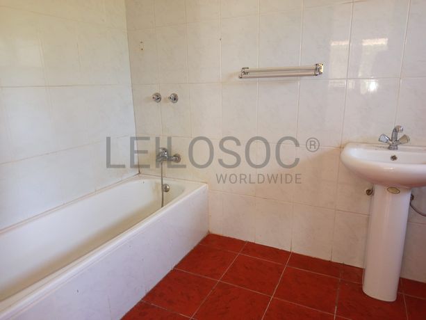 Moradia T4 em Bilene