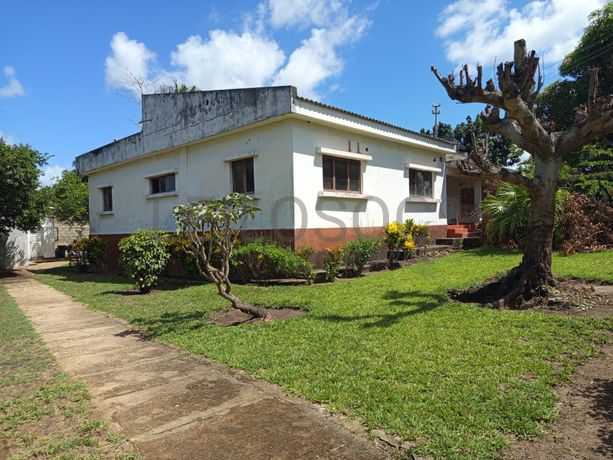 Moradia T4 em Bilene