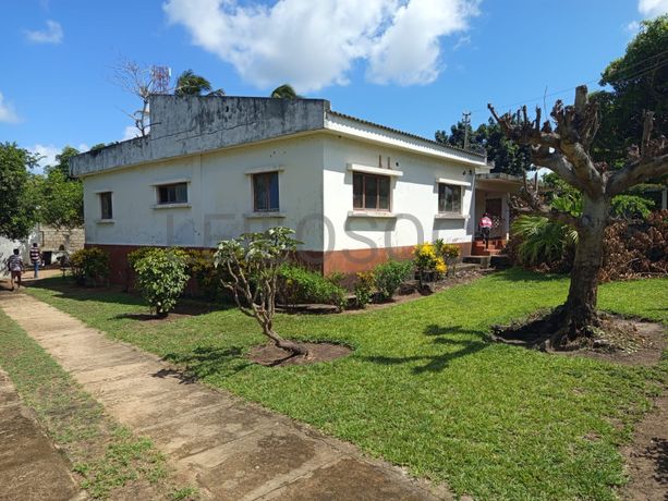 Moradia T4 em Bilene