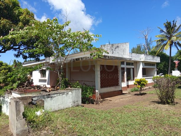 Moradia T4 em Bilene