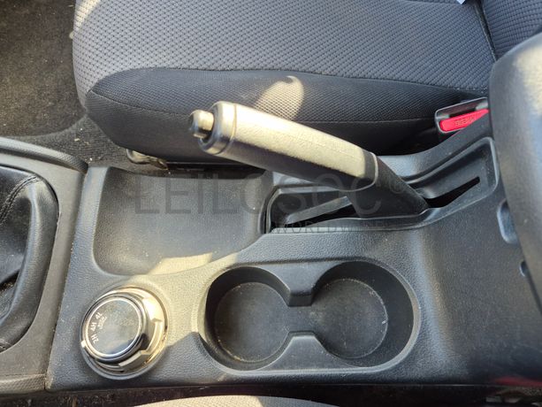 Mitsubishi L200 · Ano 2020