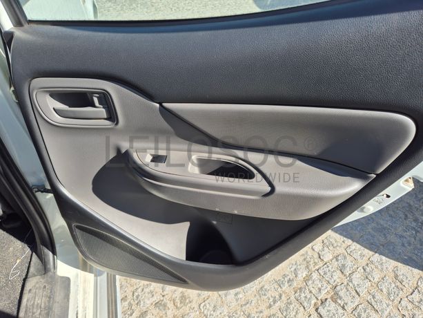 Mitsubishi L200 · Ano 2020