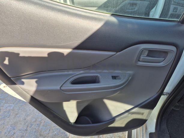 Mitsubishi L200 · Ano 2020