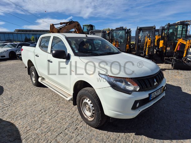 Mitsubishi L200 · Ano 2020
